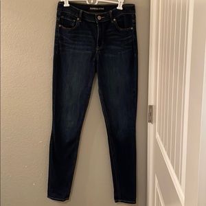 Express Legging, mid rise denim